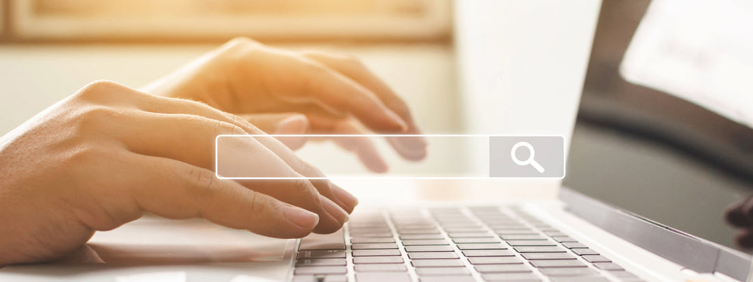 SEO Banner with a search engine prompt and keyboard.